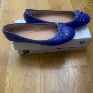 G.C shoes New with the box